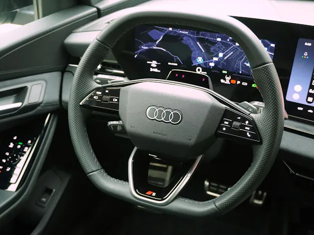 AUDI Q6 e-tron Sportback S line quattro