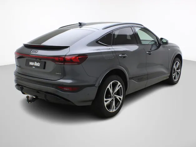 AUDI Q6 e-tron Sportback S line quattro