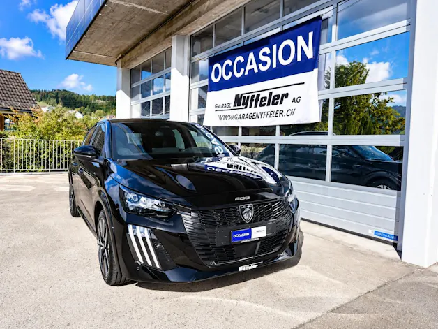 PEUGEOT 208 e-GT