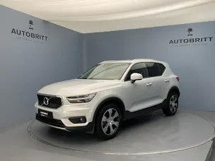 VOLVO XC40 2.0 B4 MH Momentum AWD