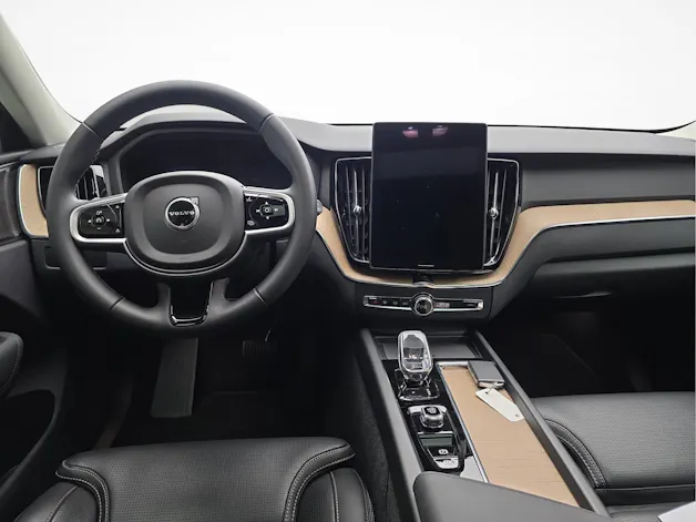 VOLVO XC60 2.0 B5 MH Plus Dark AWD