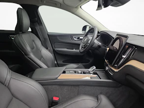 https://vehicle.imgix.net/4512111/ddb7c51f-ce35-4f1c-bd91-f120de410f7e.jpg