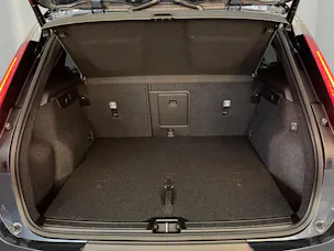VOLVO XC40 2.0 B4 MH Black Edition