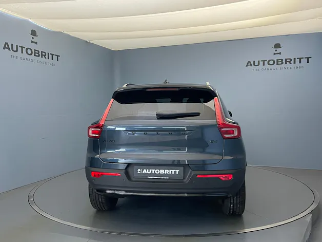 VOLVO XC40 2.0 B4 MH Black Edition