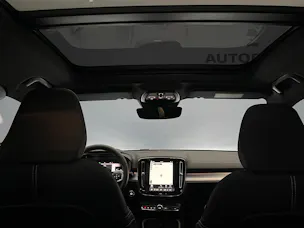 VOLVO XC40 2.0 B4 MH Black Edition