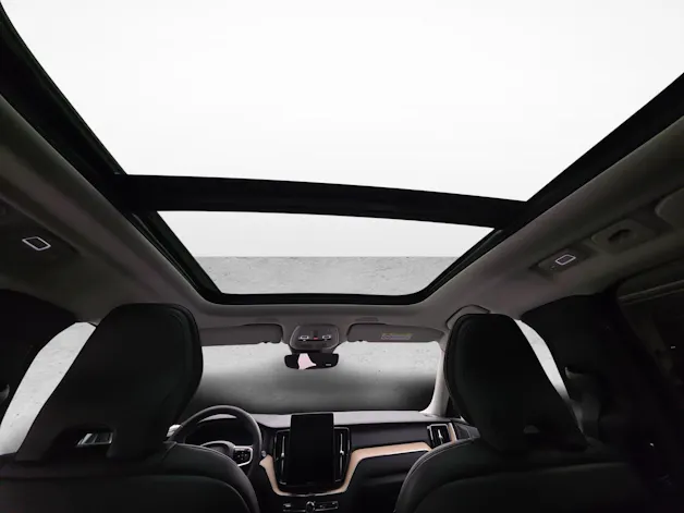 VOLVO XC60 2.0 T6 TE Plus Dark eAWD
