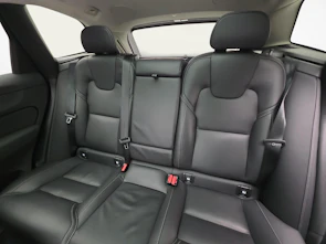 Fahrzeugbild VOLVO XC60 2.0 T6 TE Plus Dark eAWD