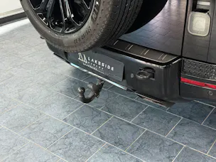 Land Rover Defender 110 4.4 V8 Octa Black