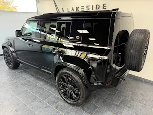 Land Rover Defender 110 4.4 V8 Octa Black