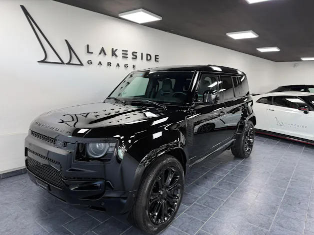 Land Rover Defender 110 4.4 V8 Octa Black