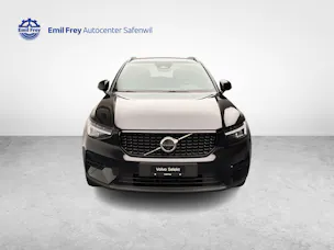 VOLVO XC40 2.0 B3 MH Plus Dark