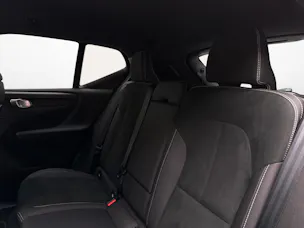 VOLVO XC40 2.0 B3 MH Plus Dark
