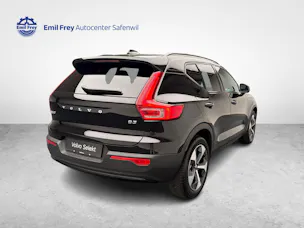 VOLVO XC40 2.0 B3 MH Plus Dark