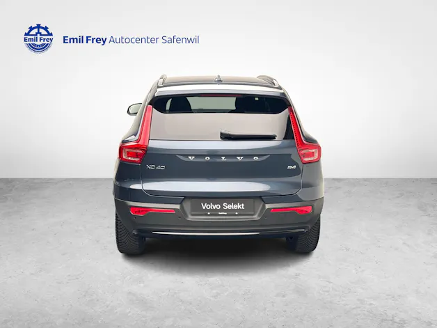 VOLVO XC40 2.0 B4 MH Plus Dark