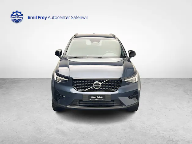 VOLVO XC40 2.0 B4 MH Plus Dark