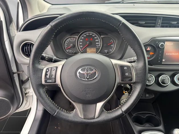 Toyota Yaris 1.33 VVT-i Luna