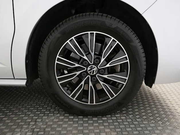 VW Multivan kurz 2.0 TDI DSG
