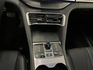 BYD Seal U DM-i Design AWD