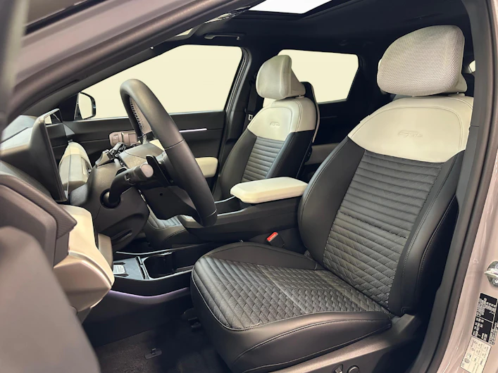 image du véhicule KIA EV4