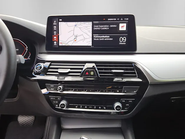 BMW 530i xDrive 48V Touring Steptronic