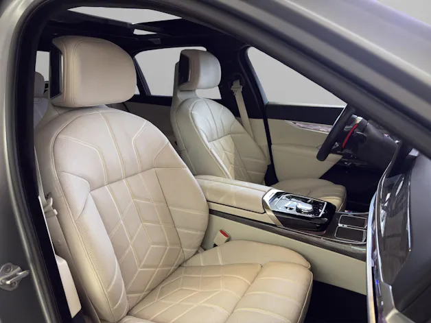 BMW 7er M760e xDrive M-Performance Paket