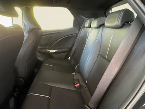 https://vehicle.imgix.net/4512471/00e61a08-f2fc-43e3-b5f8-1b8ea457e0ce.jpg