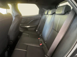 Fahrzeugbild LEXUS LBX 1.5 Hybrid Relax AWD