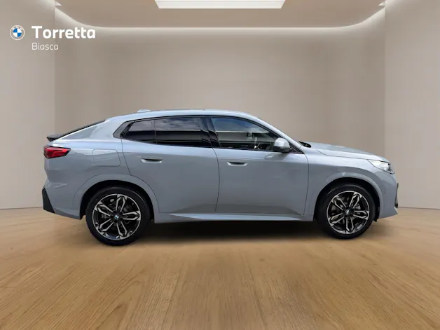 BMW X2 U10 20i sDrive