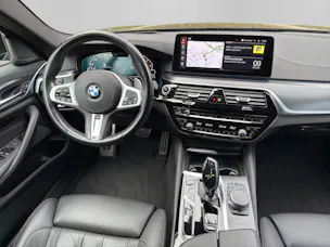 BMW 530e xDrive Touring M Sport Steptronic