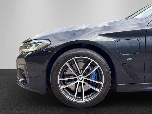 BMW 530e xDrive Touring M Sport Steptronic
