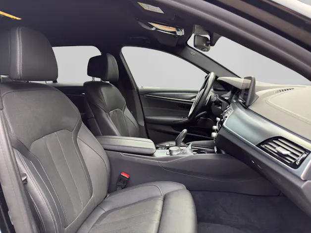 BMW 530e xDrive Touring M Sport Steptronic