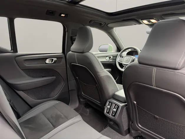 VOLVO XC40 2.0 B4 MH Ultimate Bright