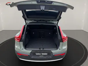 VOLVO XC40 2.0 B4 MH Ultimate Bright
