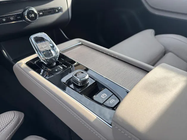 VOLVO XC90 2.0 T8 TE Ultra Bright eAWD .