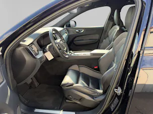 VOLVO XC60 2.0 T6 TE Ultimate Dark eAWD