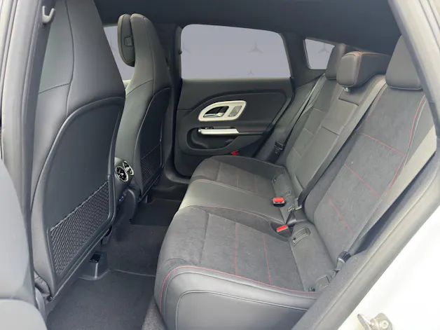 MERCEDES-BENZ CLA-Klasse X178 Shooting Brake CLA 220 4matic
