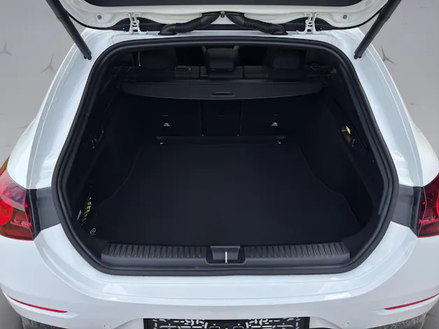 MERCEDES-BENZ CLA-Klasse X178 Shooting Brake CLA 220 4matic