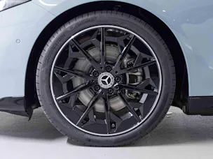 MERCEDES-BENZ CLA 350 4MATIC EQ