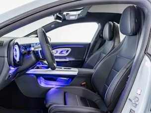 MERCEDES-BENZ CLA 350 4MATIC EQ