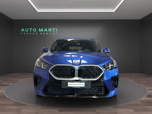 BMW X2 U10 20i sDrive paddles