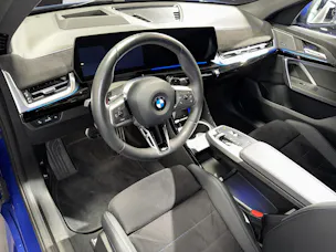 BMW X2 U10 20i sDrive paddles