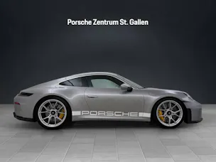 PORSCHE 911 GT3 mit Touring-Paket