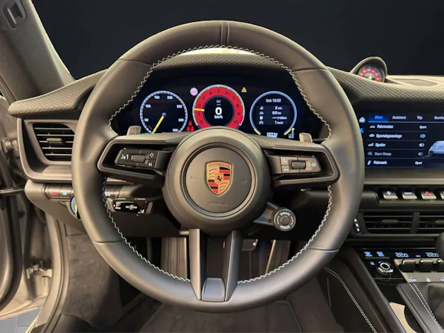 PORSCHE 911 GT3 mit Touring-Paket