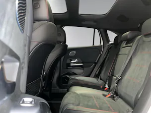 MERCEDES-BENZ GLA 220d 4Matic 8G-DCTSwiss Star