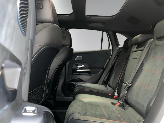 MERCEDES-BENZ GLA 220d 4Matic 8G-DCTSwiss Star