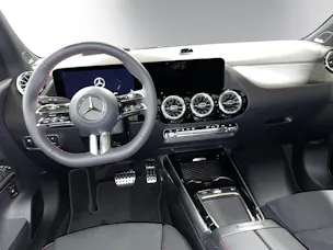 MERCEDES-BENZ GLA 220d 4Matic 8G-DCTSwiss Star
