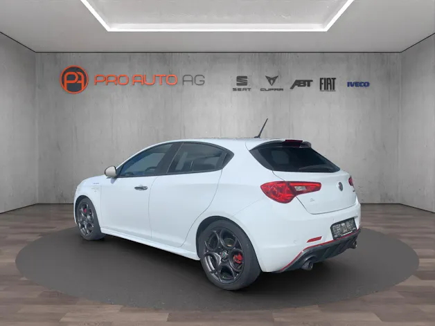 ALFA ROMEO Giulietta 1750 TBi Veloce TCT