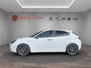 ALFA ROMEO Giulietta 1750 TBi Veloce TCT