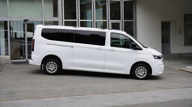 VW Caravelle 2.0 TDI Life LWB 4 Motion Aut 8