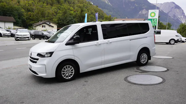 VW Caravelle 2.0 TDI Life LWB 4 Motion Aut 8